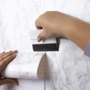 still-life-putting-up-decorative-vinyls (1) (1)